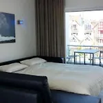 Tatil Evi Marina, Cm24d